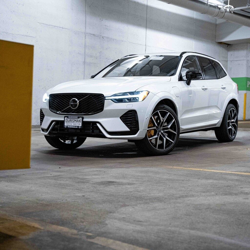 2026 VOLVO XC60