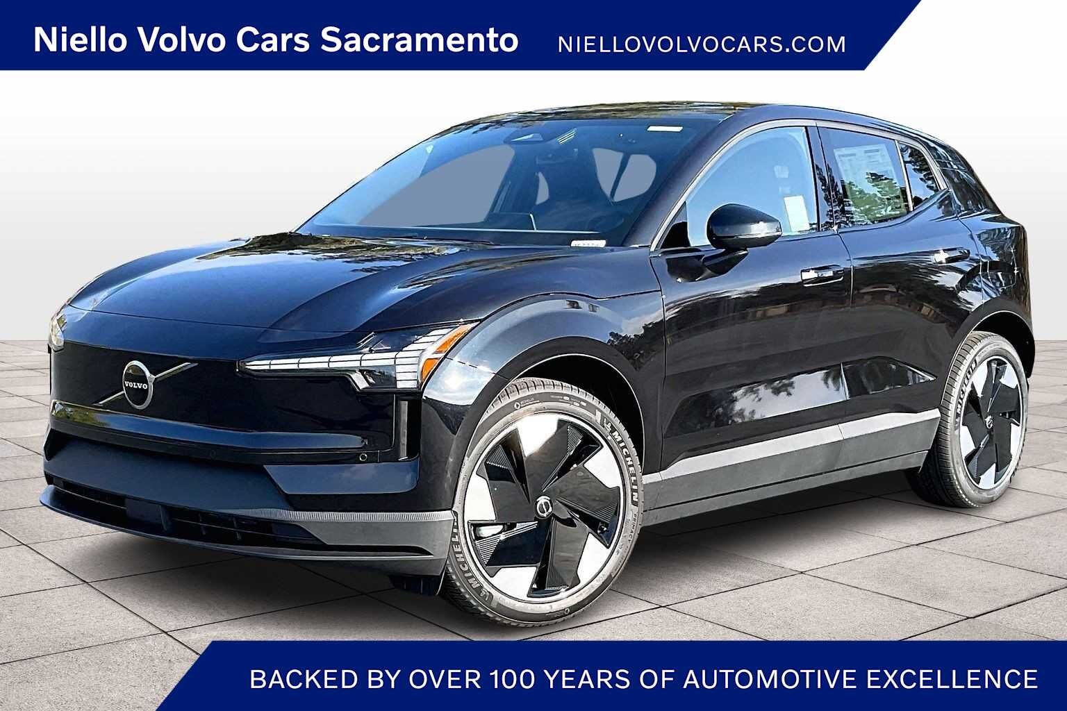 2025 VOLVO EX30
