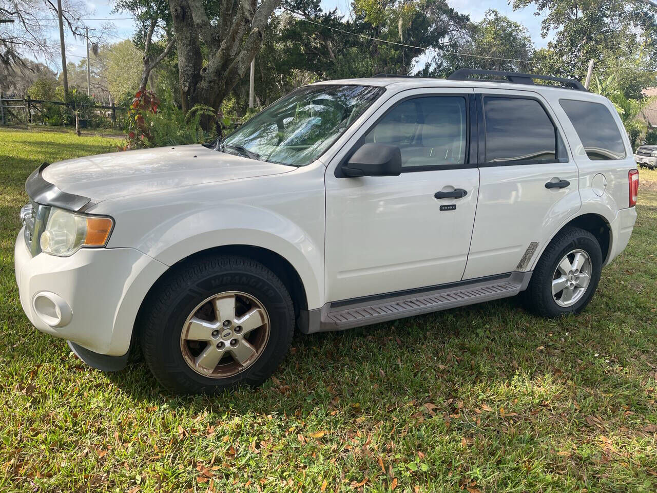 2010 FORD Escape