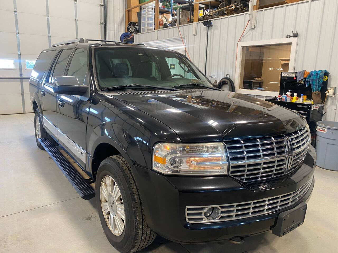 2011 LINCOLN Navigator