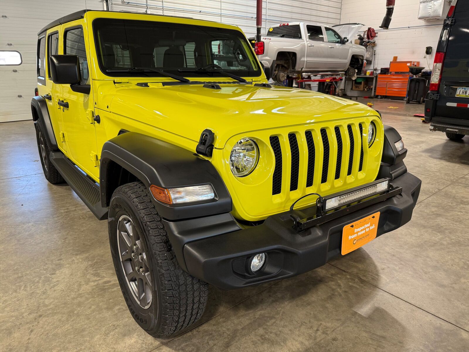 2023 JEEP Wrangler