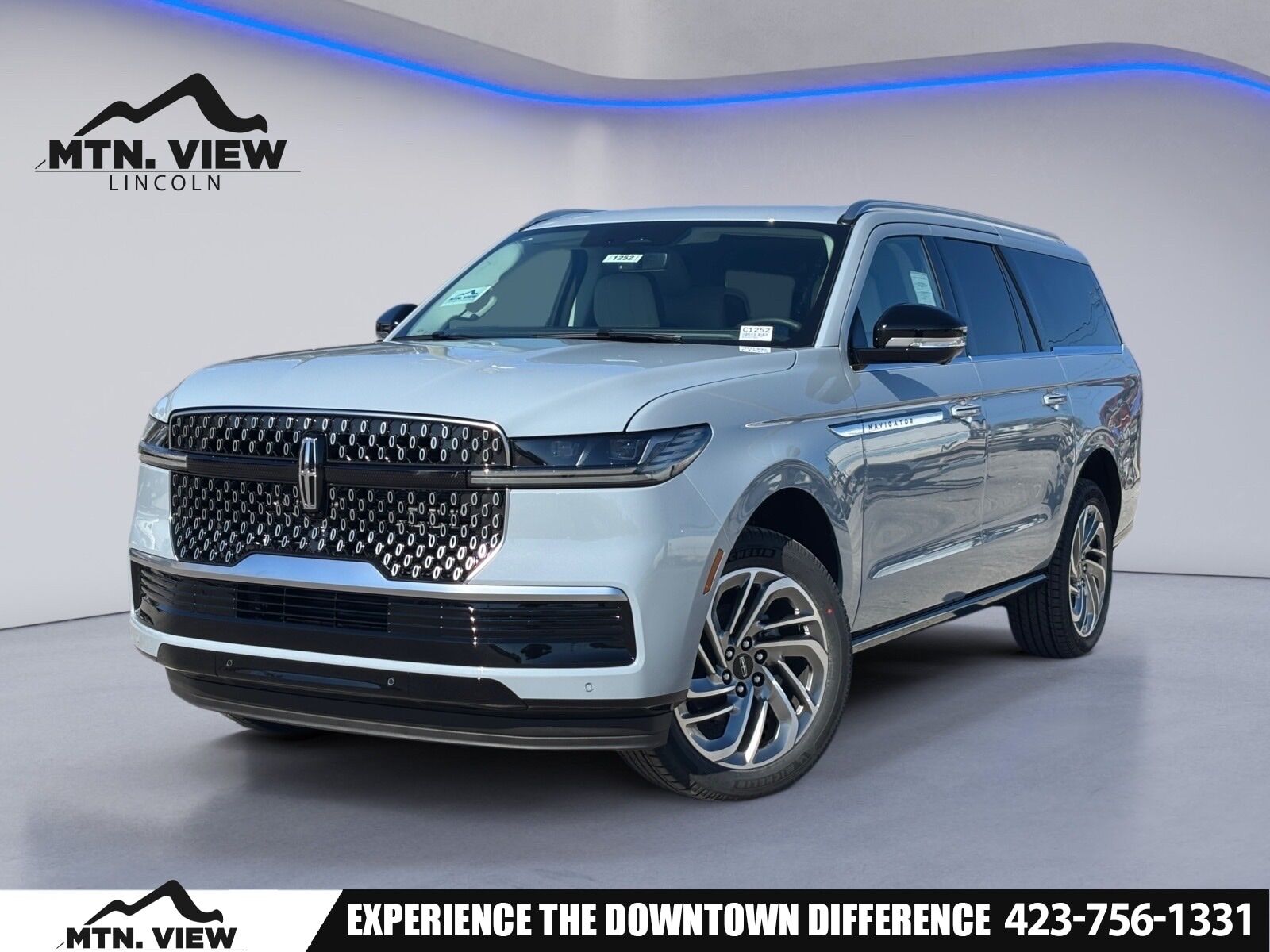 2025 LINCOLN Navigator L