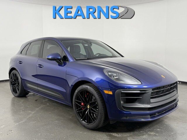 2022 PORSCHE Macan