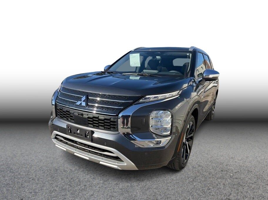 2025 MITSUBISHI Outlander