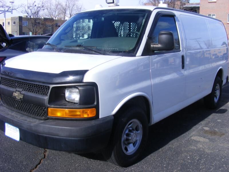 2017 CHEVROLET Express