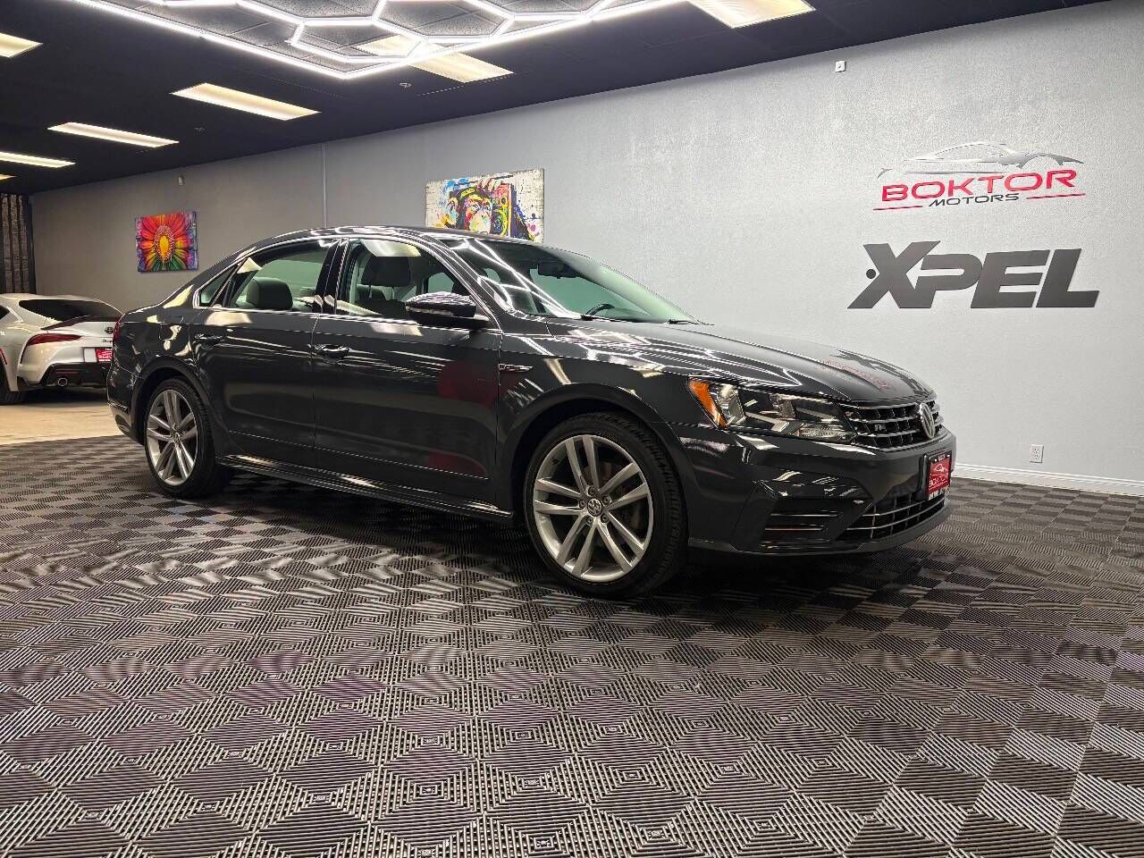 2017 VOLKSWAGEN Passat