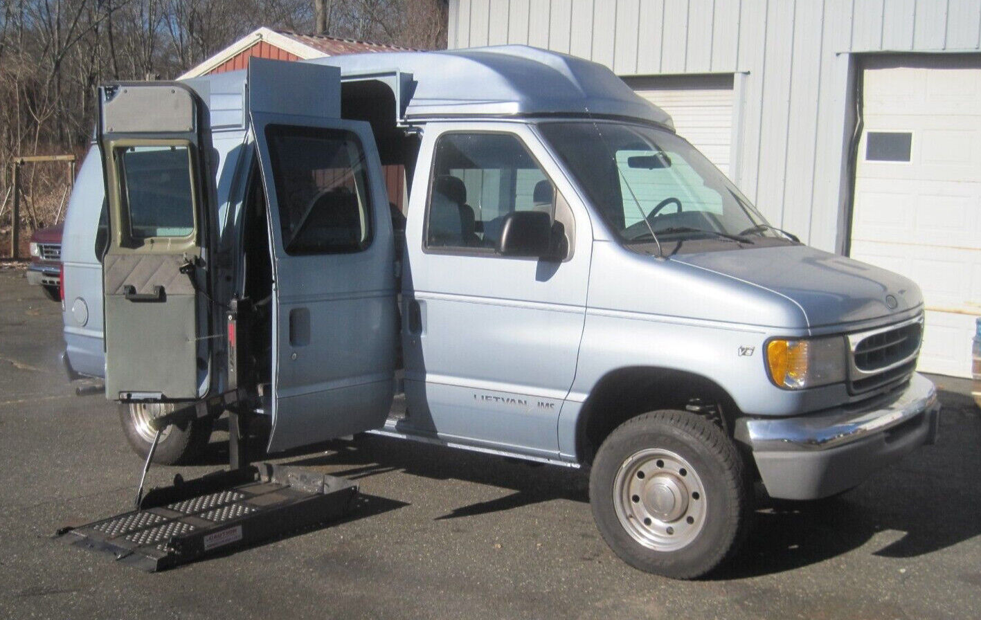Ford E-250