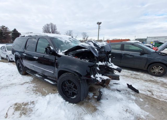 2014 CHEVROLET Suburban