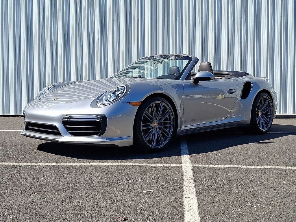 2019 PORSCHE 911