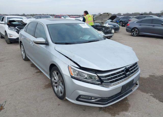 2017 VOLKSWAGEN Passat