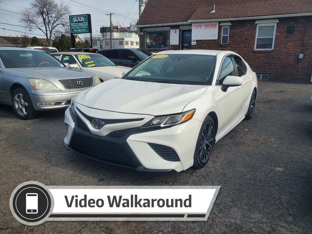 2019 TOYOTA Camry