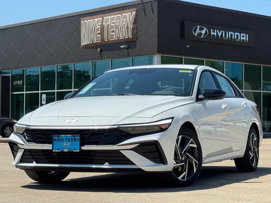 2025 HYUNDAI Elantra