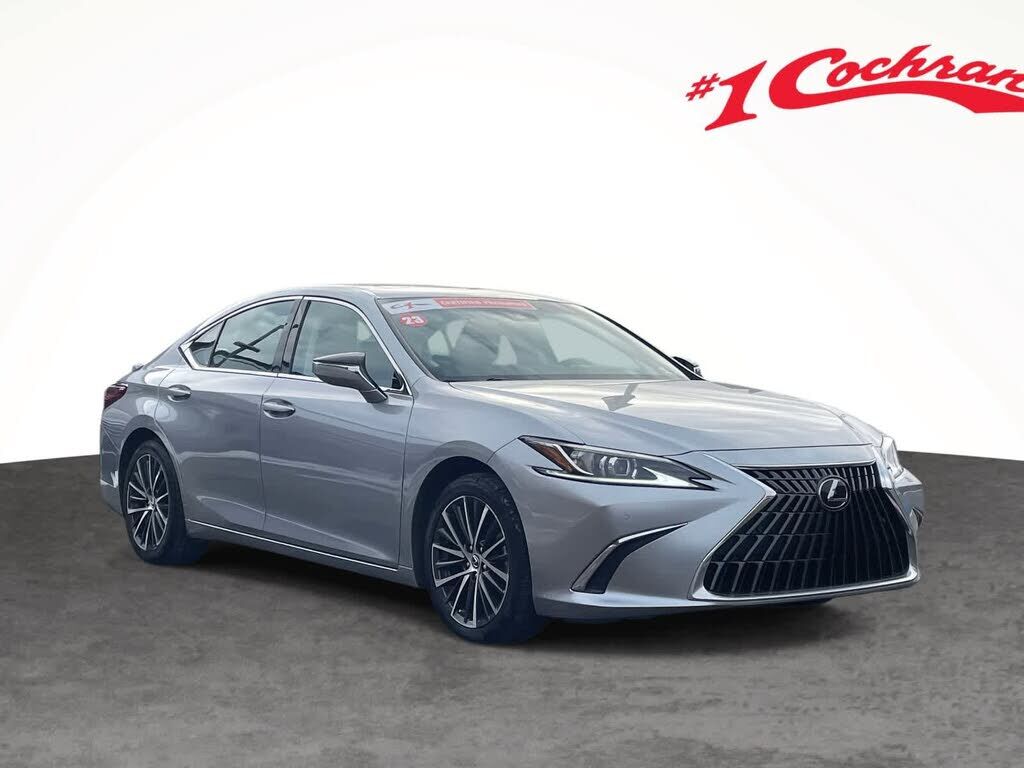 2023 LEXUS ES