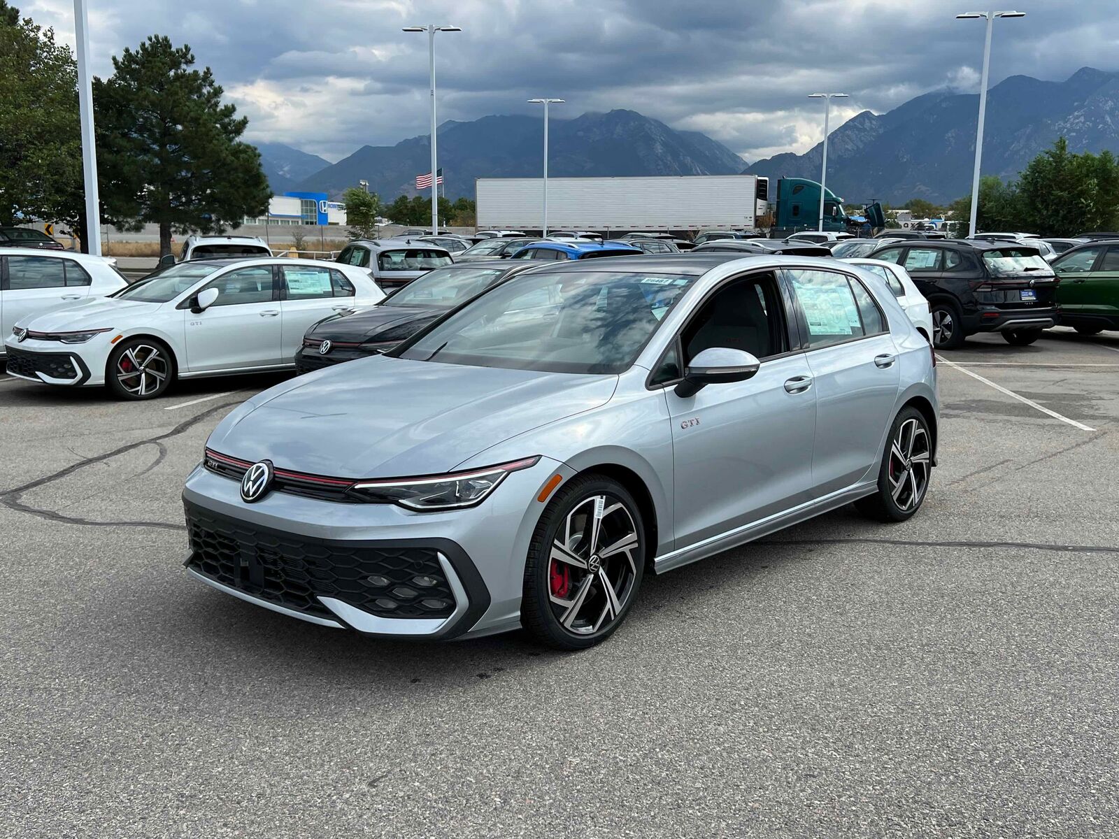 2025 VOLKSWAGEN Golf GTI