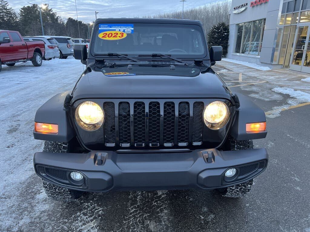 2023 JEEP Gladiator