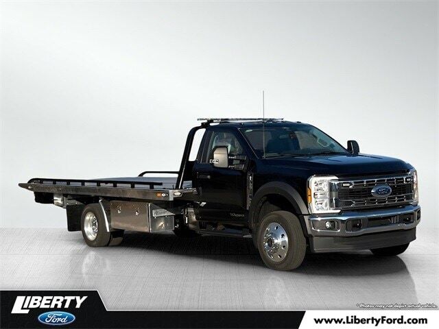 2024 FORD F-550