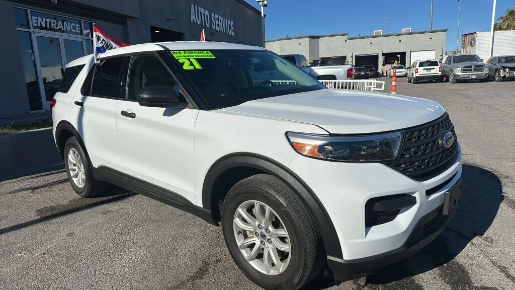 2021 FORD Explorer