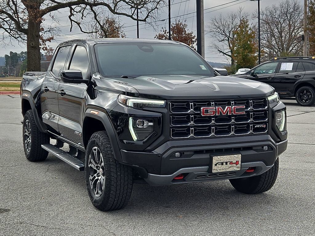 2024 GMC Canyon