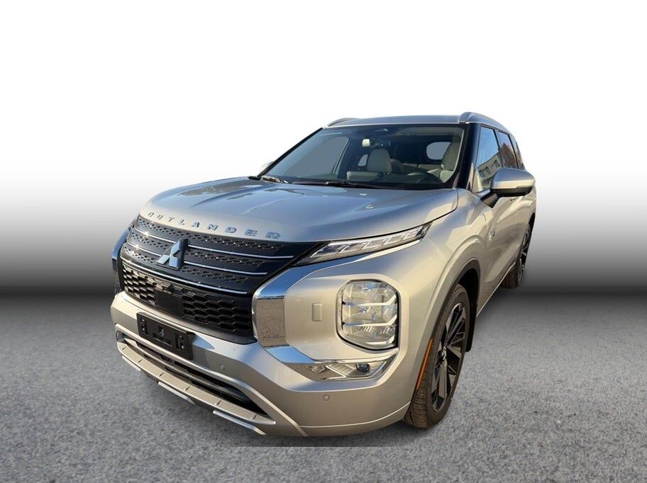 2025 MITSUBISHI Outlander