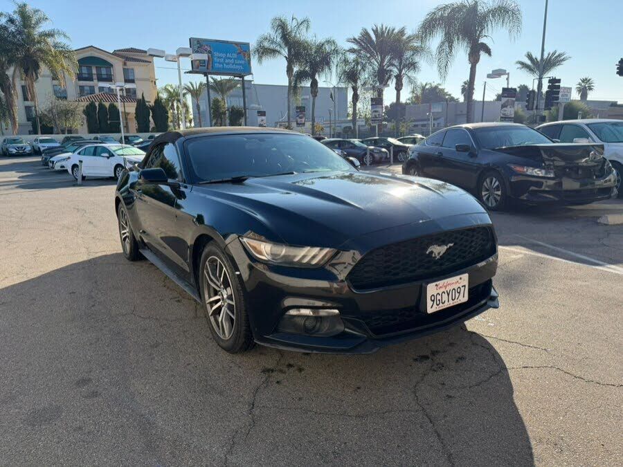 2015 FORD Mustang