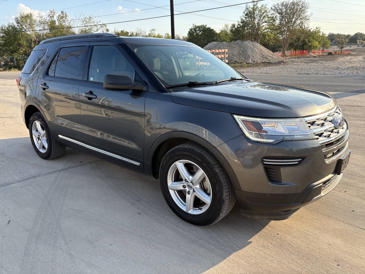2018 FORD Explorer