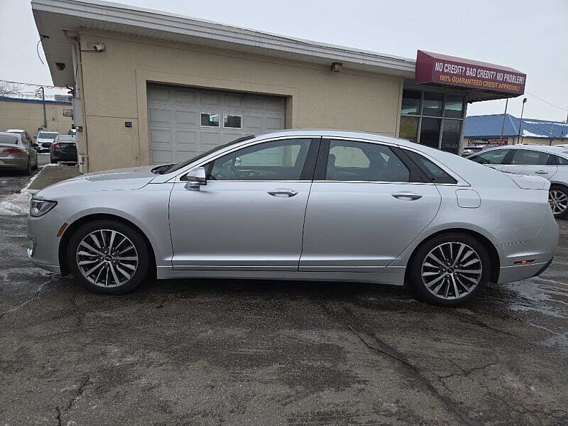 2019 LINCOLN MKZ