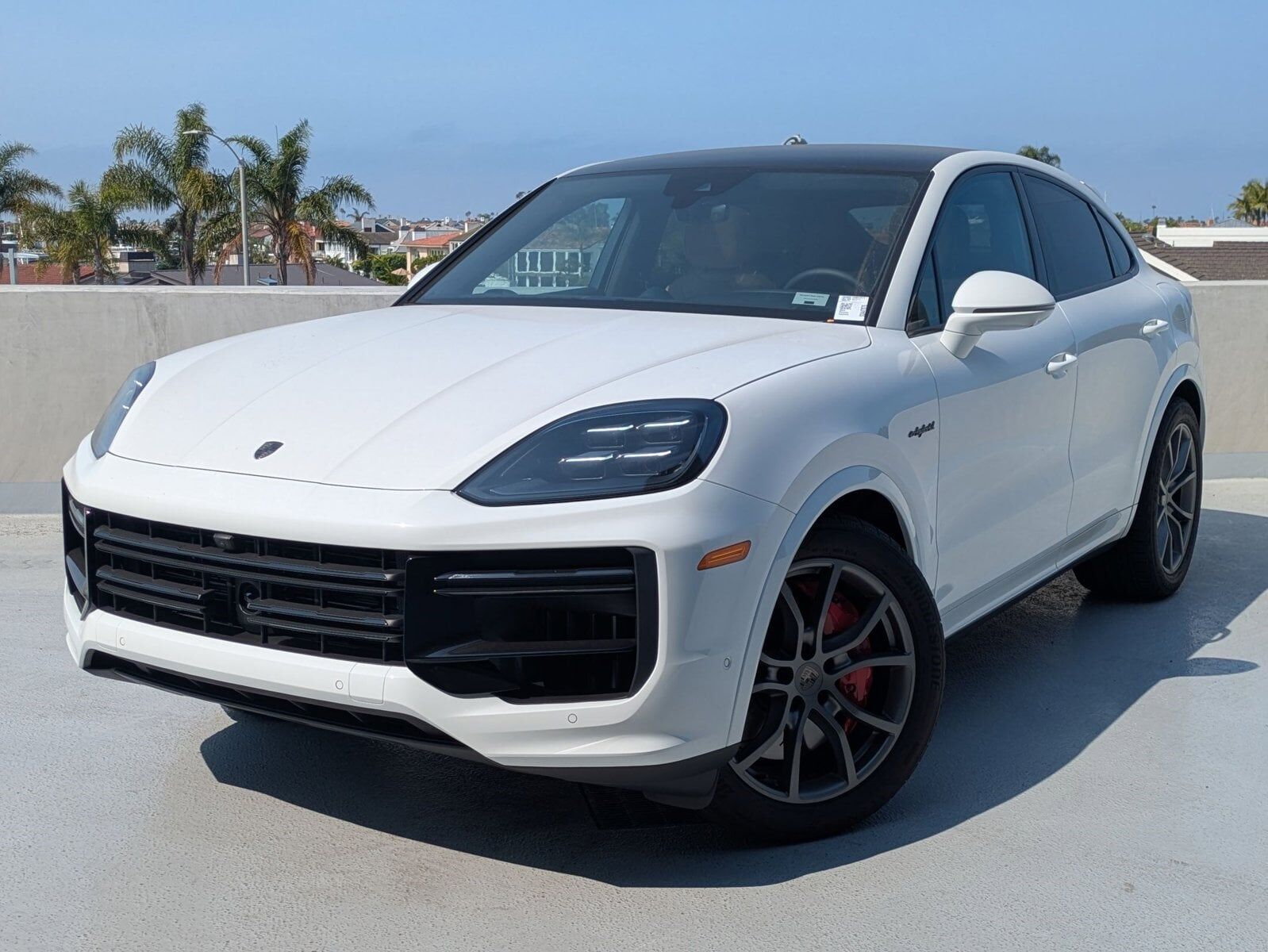 2025 PORSCHE Cayenne
