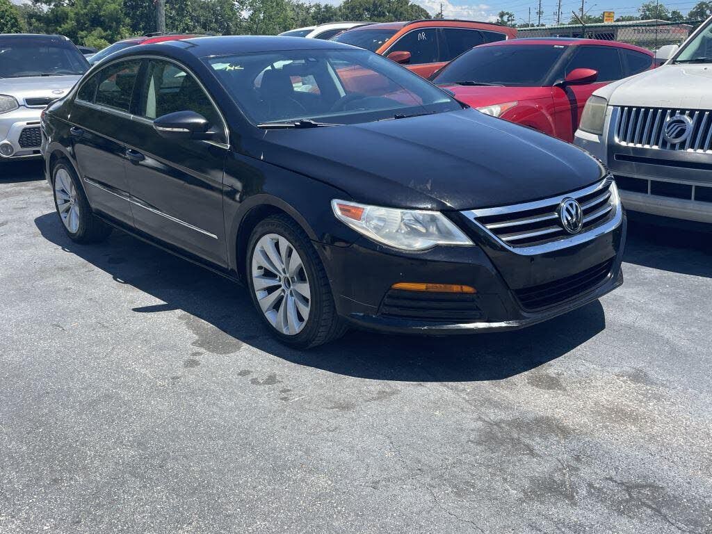 2011 VOLKSWAGEN Passat