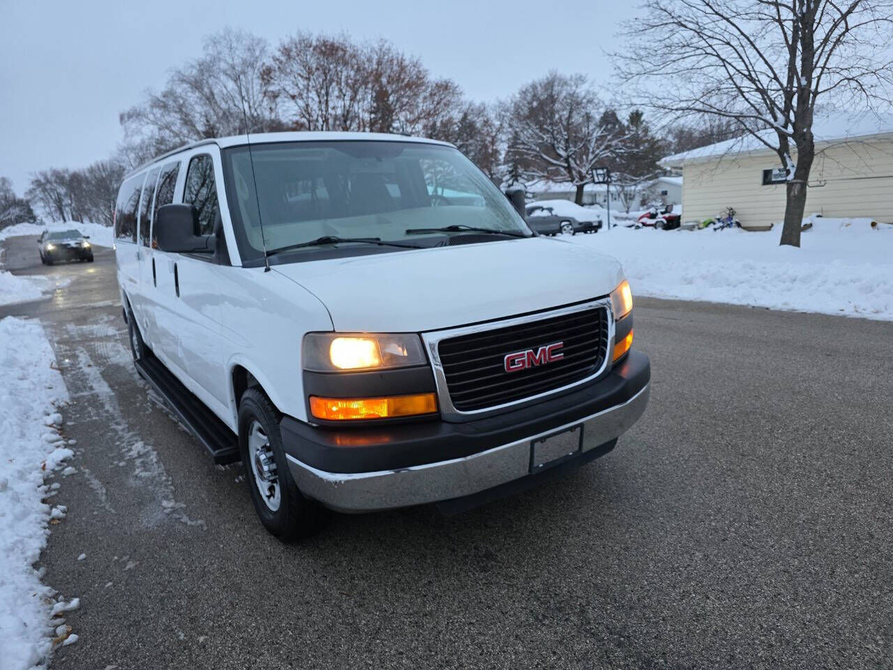 GMC Savana