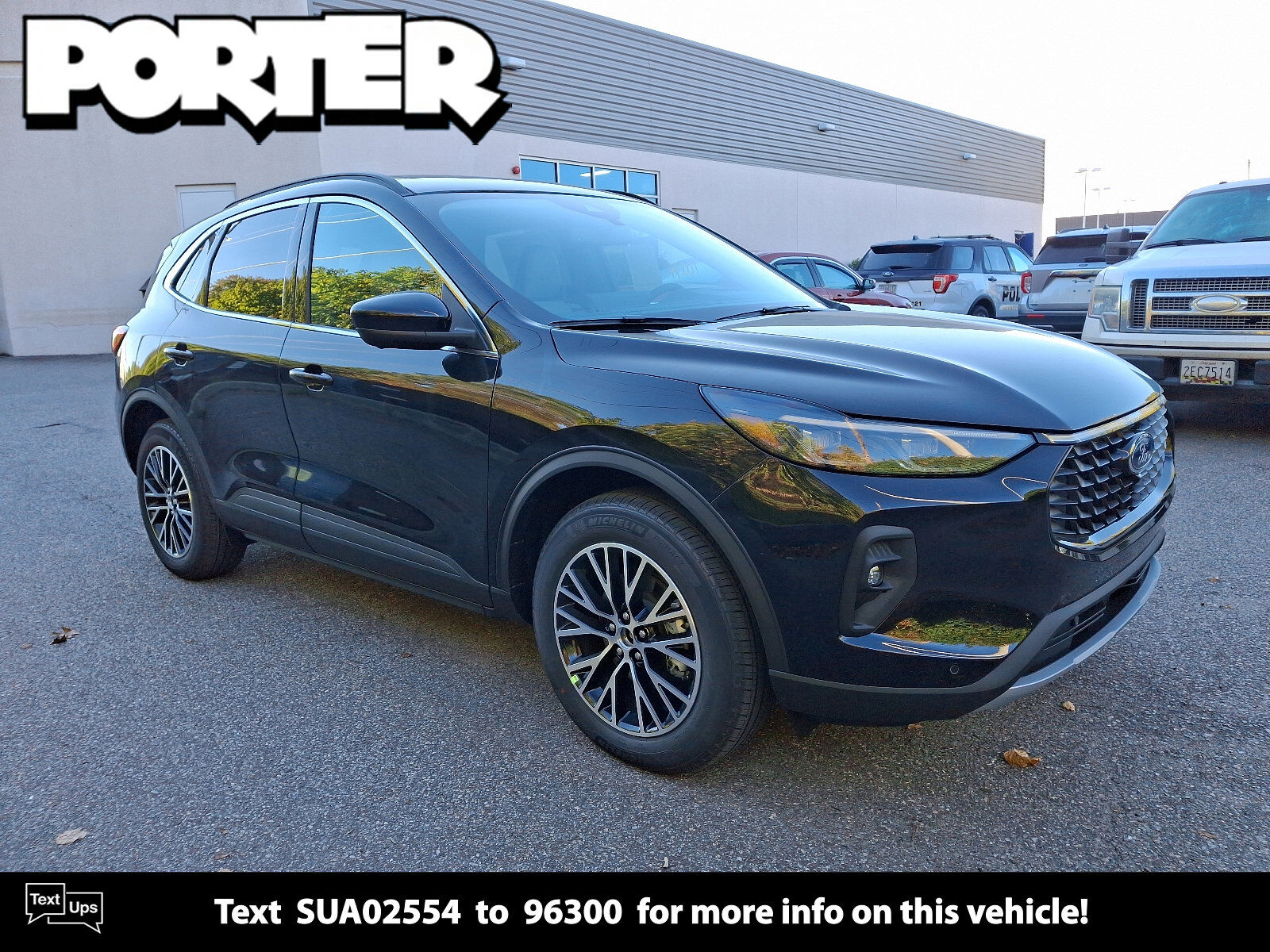 2025 FORD Escape