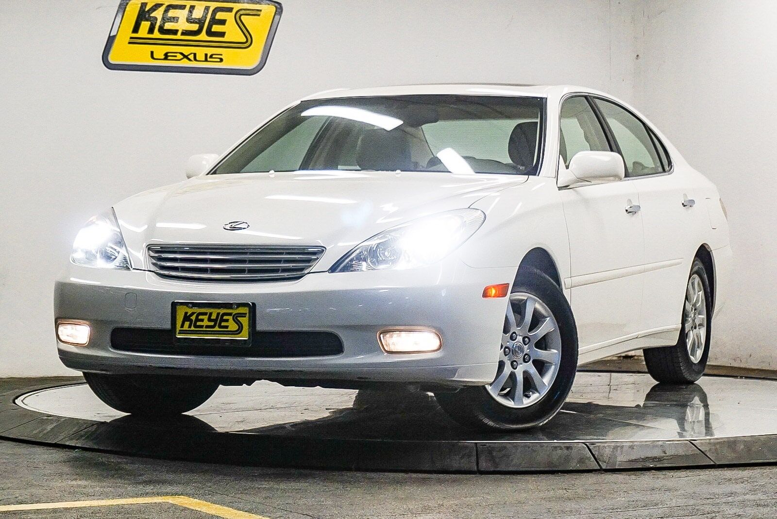 Lexus ES