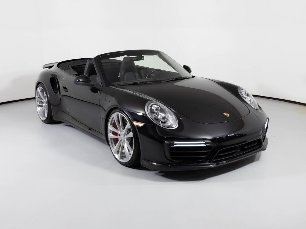 2019 PORSCHE 911