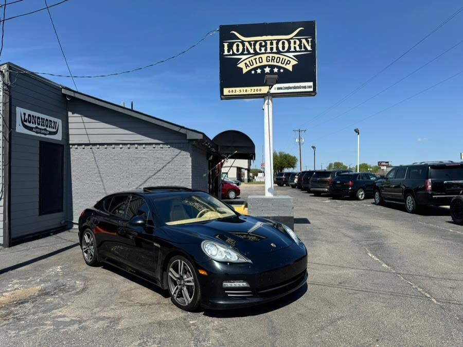 2012 PORSCHE Panamera