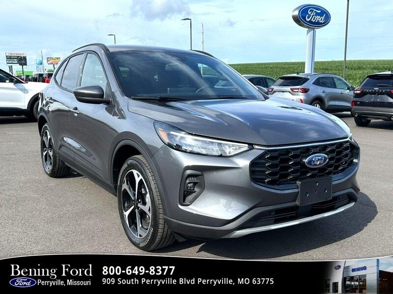 2025 FORD Escape