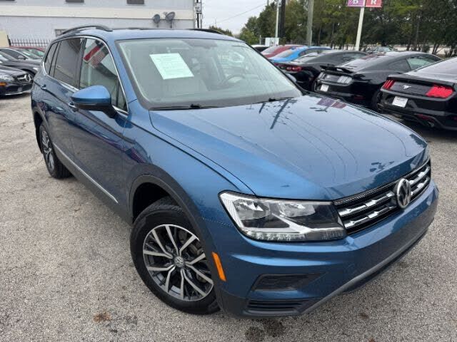 2020 VOLKSWAGEN Tiguan