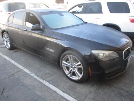 BMW 750i