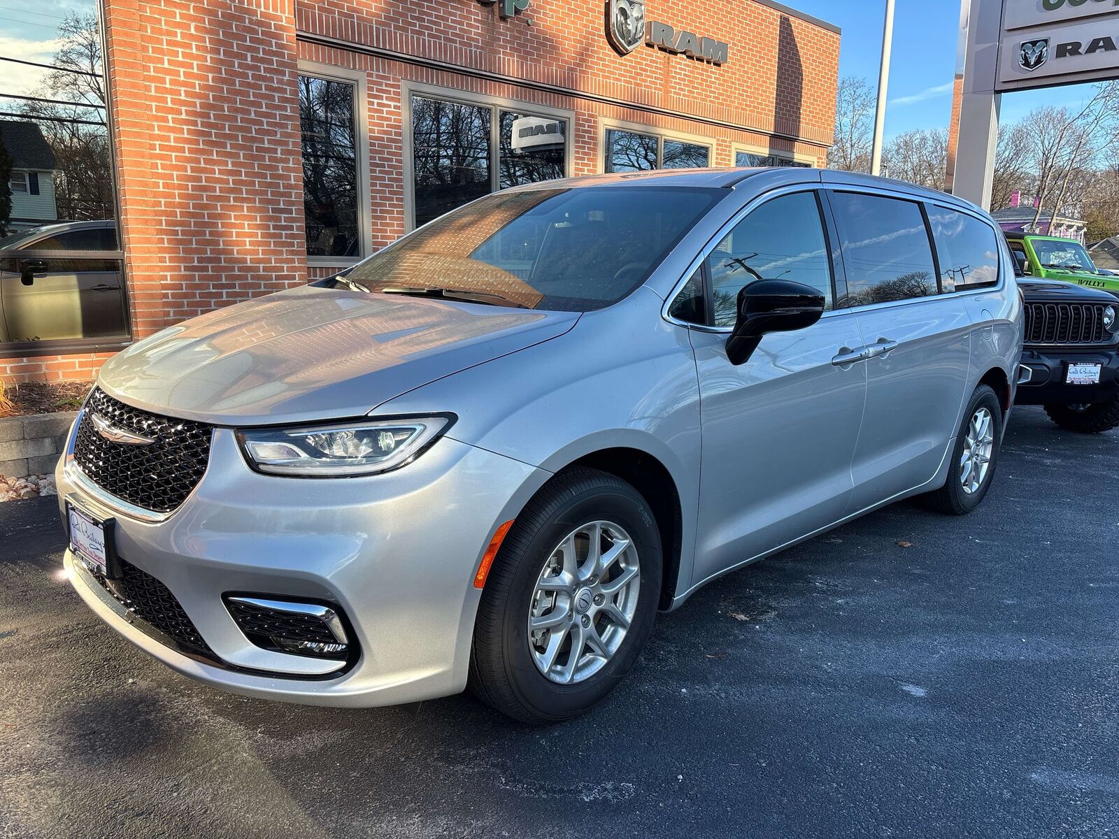 2026 CHRYSLER Pacifica