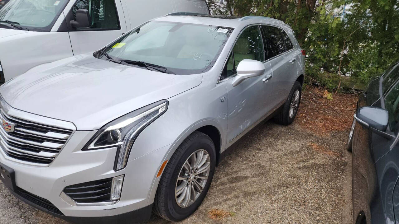 2017 CADILLAC XT5