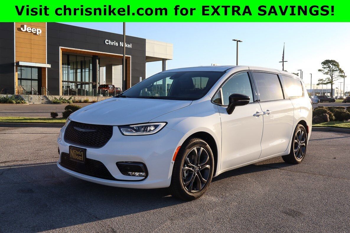 2026 CHRYSLER Pacifica