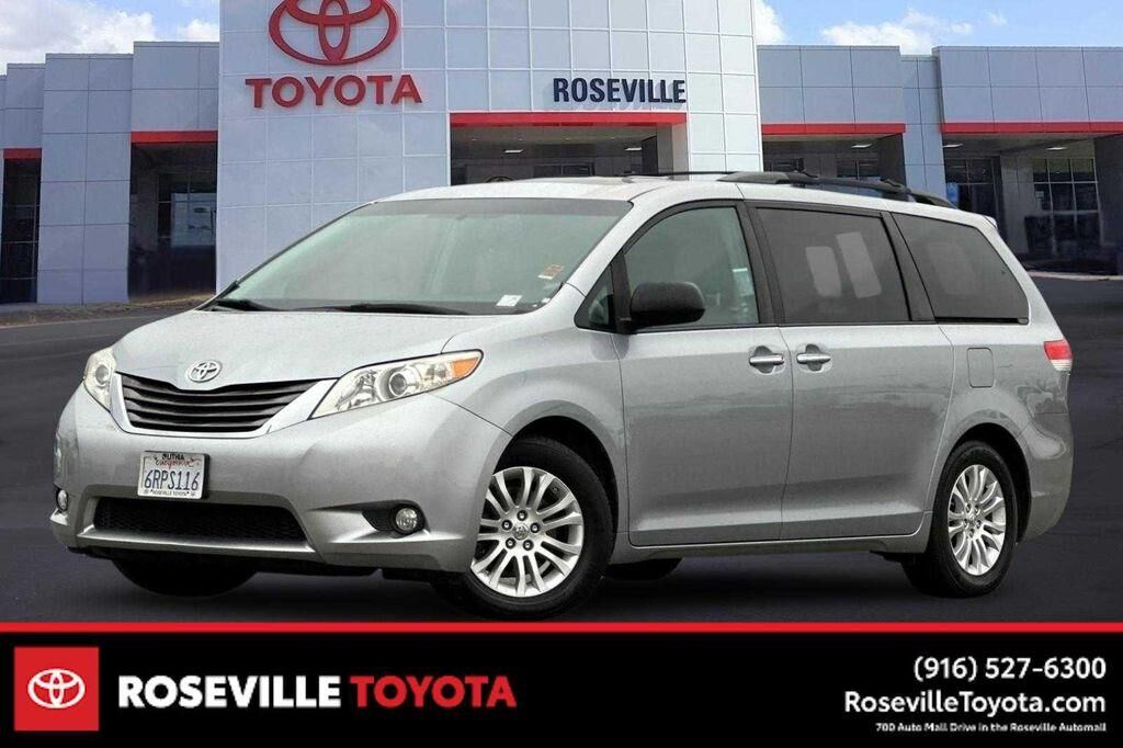 Toyota Sienna