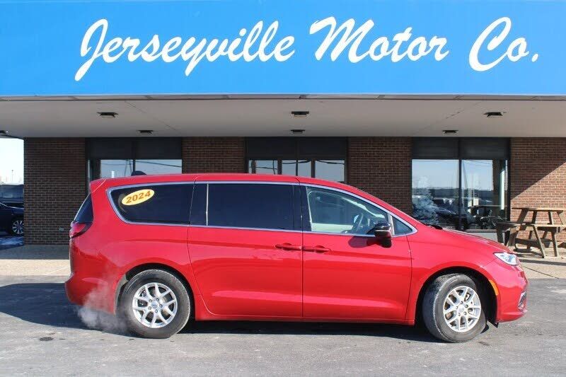 2024 CHRYSLER Pacifica