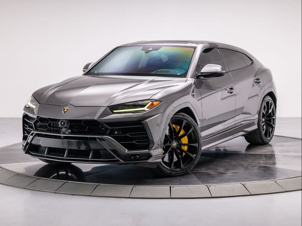 2021 LAMBORGHINI URUS
