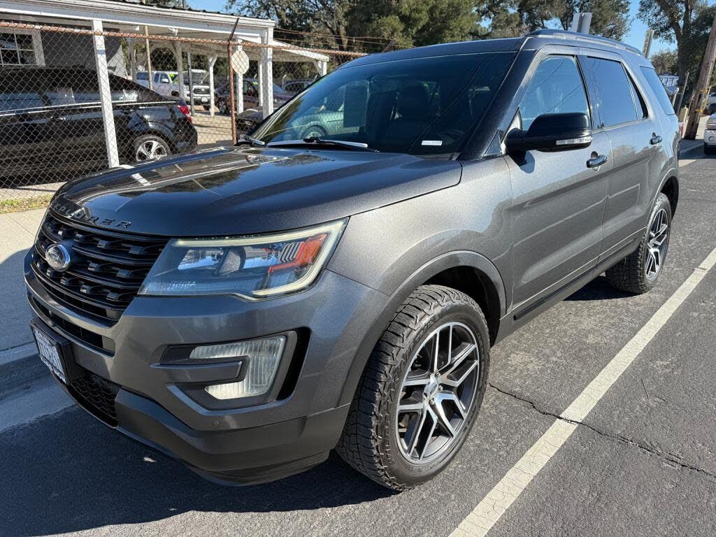 Ford Explorer
