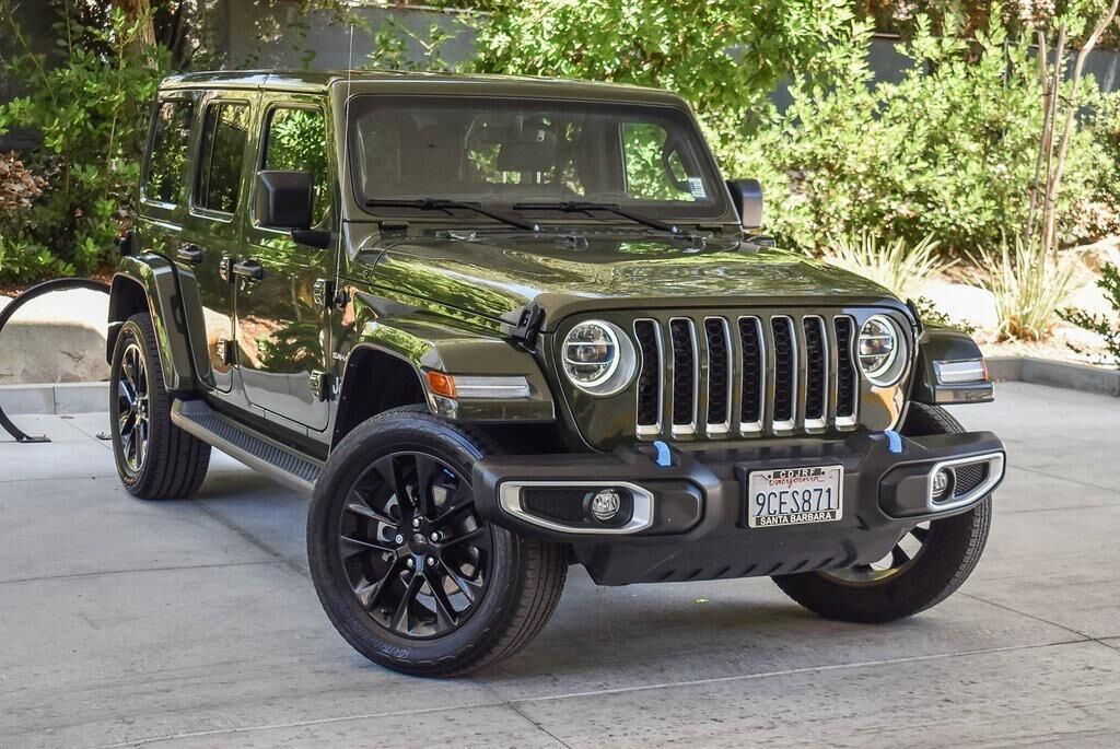 2022 JEEP Wrangler