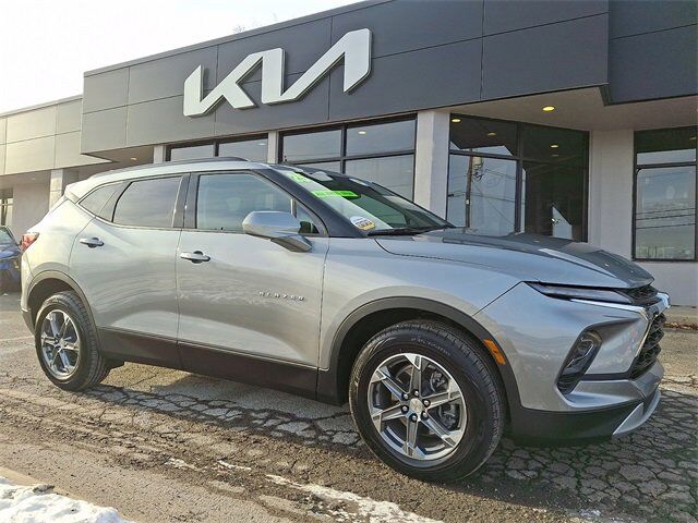 2025 CHEVROLET Blazer