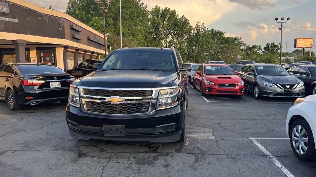 2017 CHEVROLET Suburban