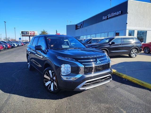 2026 MITSUBISHI Outlander