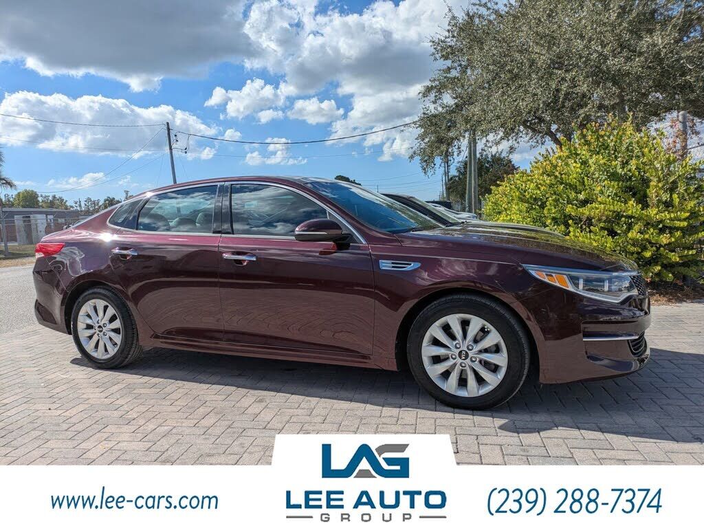 2017 KIA Optima