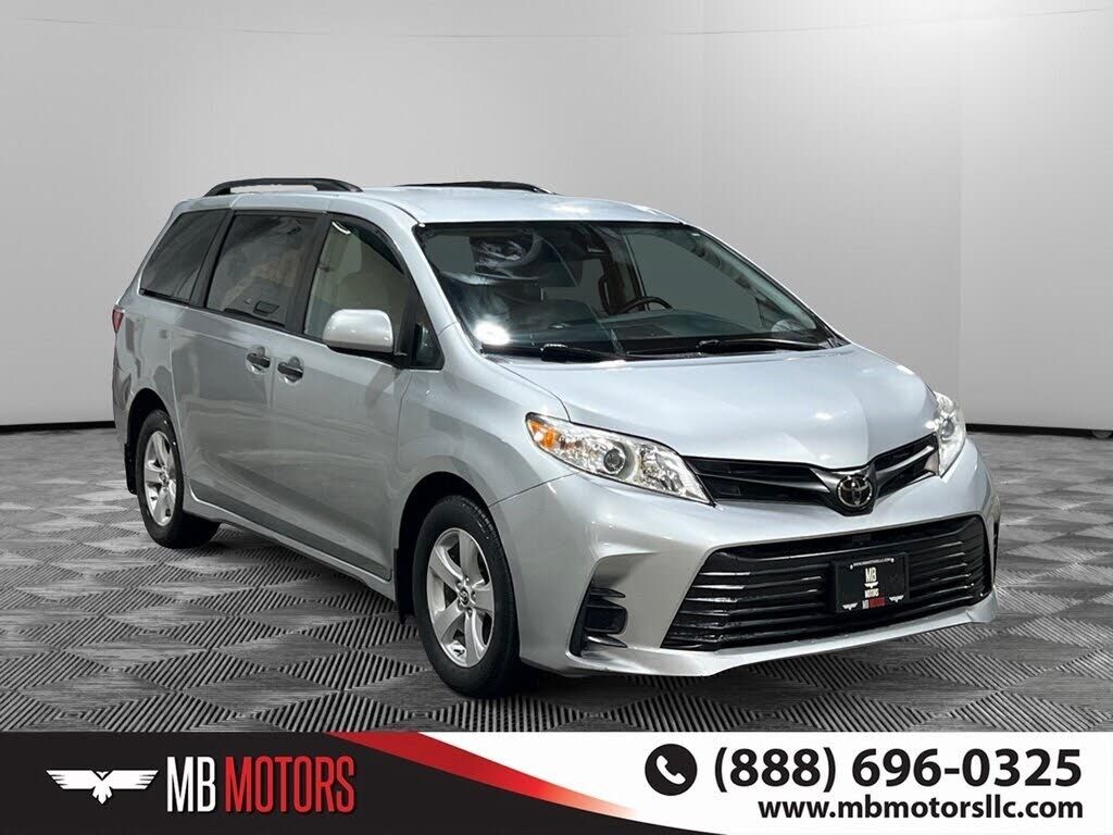 2020 TOYOTA Sienna