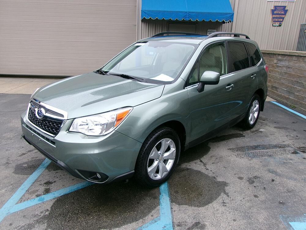 2015 SUBARU Forester